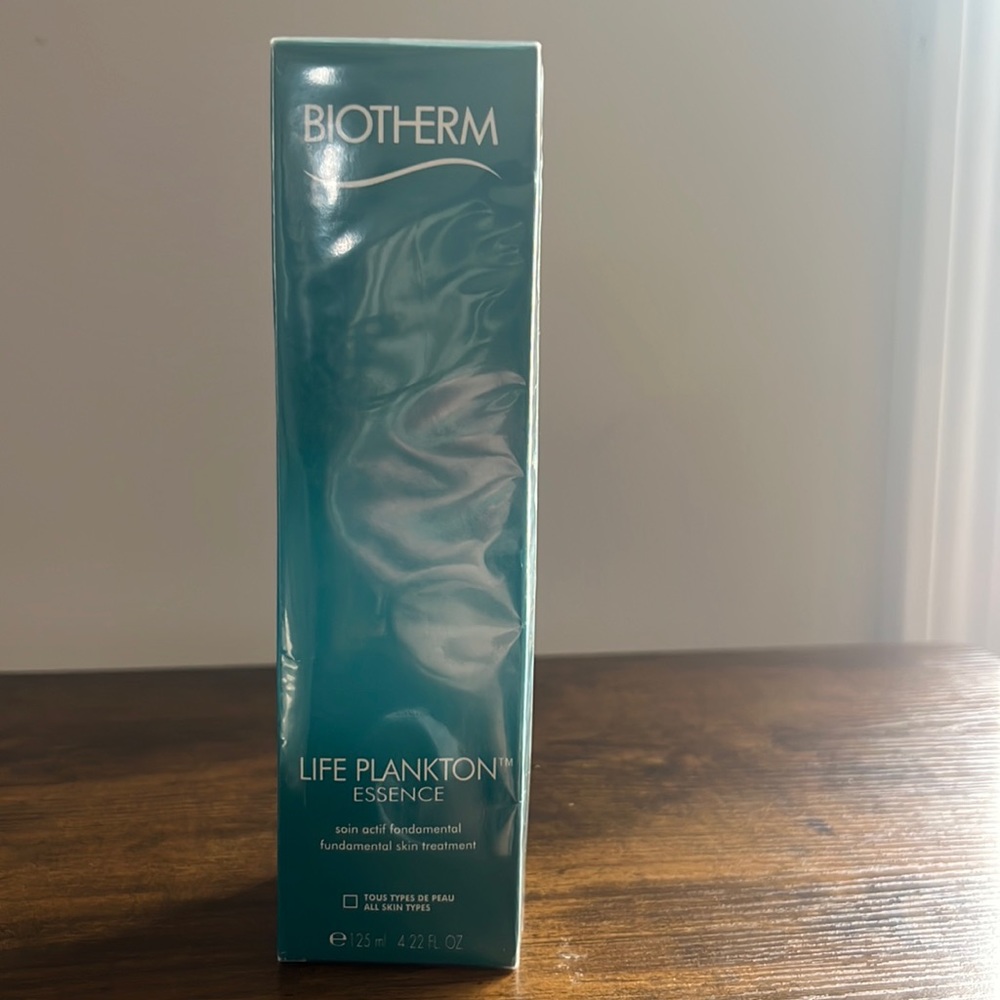 Biotherm Life Plankton Essence, 4.22 Ounce